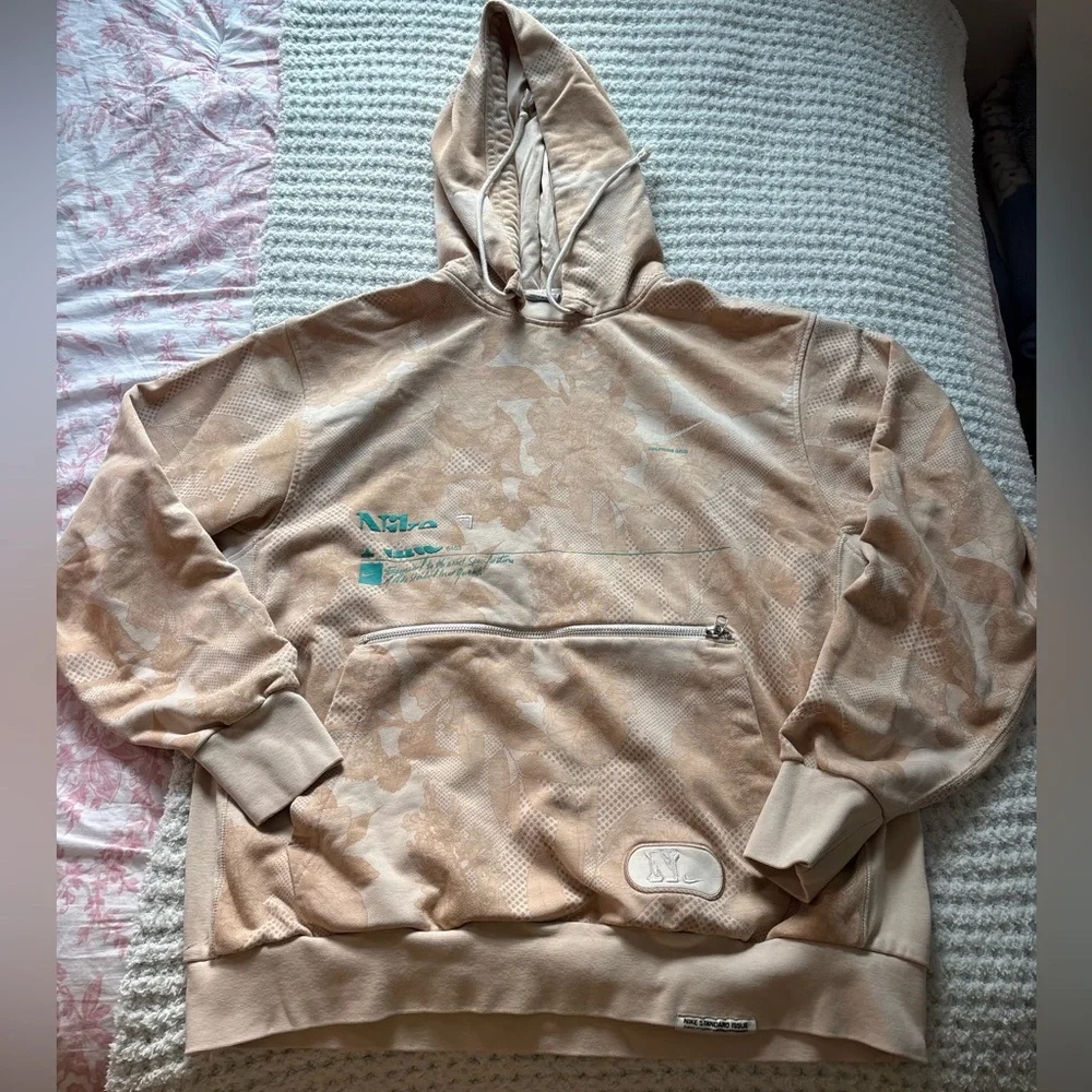 Nike Tan Sweater with Relaxed Fit and Hood - Picture 1 of 11